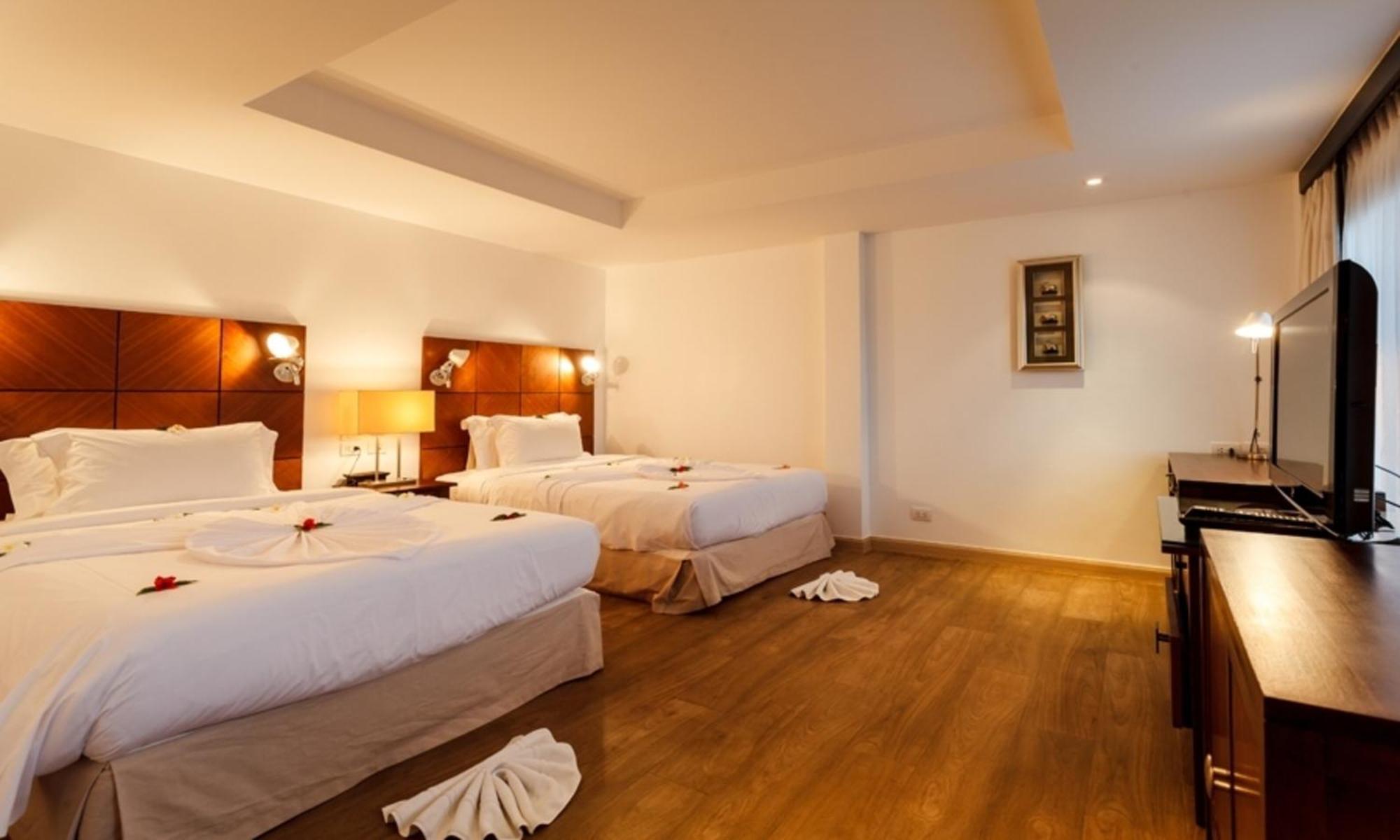 인도치네 리조트 앤 빌라  Patong 외부 사진 Deluxe Room